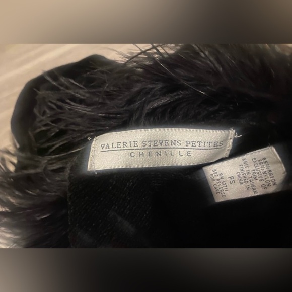 REAL Feather Trim 🪶 Valerie Stevens Black Chenille Luxe Cardigan ✨ - Picture 6 of 6